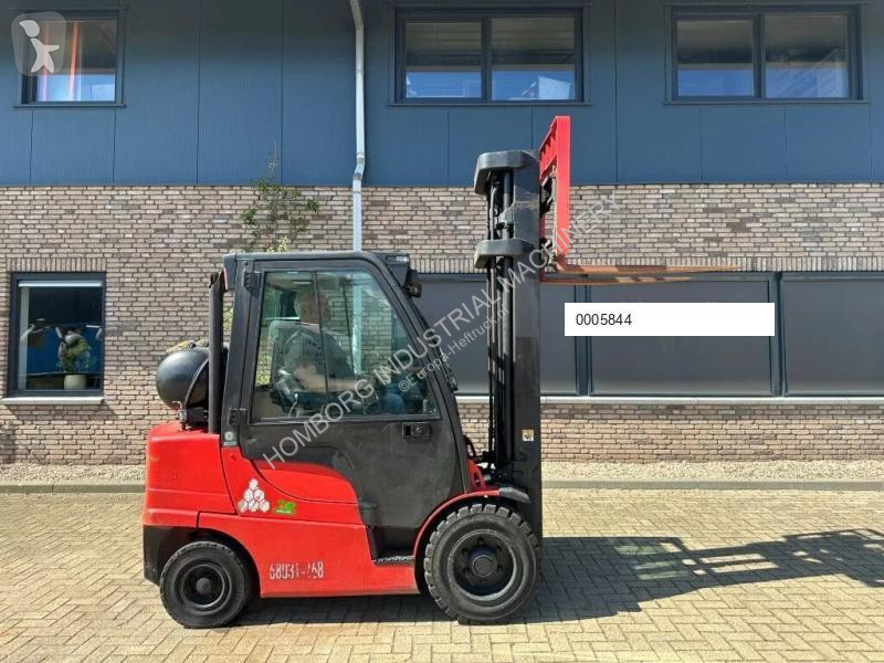 Stivuitor Hyster H3.0FT 3 ton Triplex Freelift...