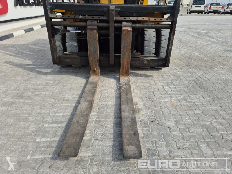 Heftruck Caterpillar DP150