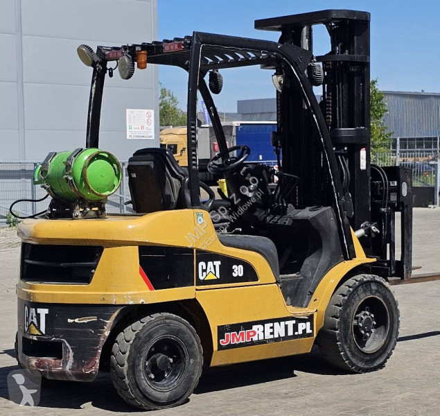 رافعة شوكية Caterpillar GP 30 N