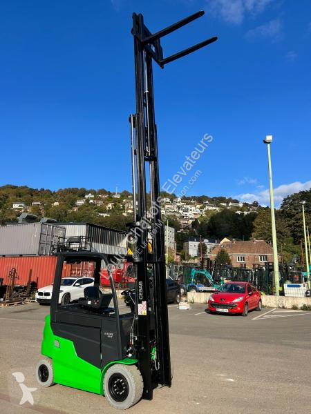 Chariot élévateur Cesab  B630II