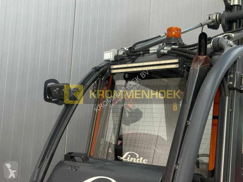 رافعة شوكية Linde