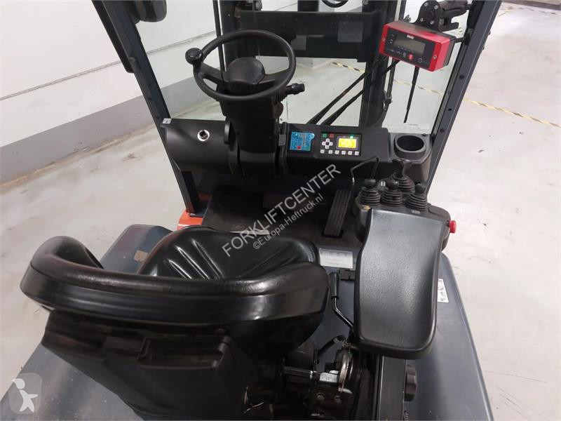 Vysokozdvižný vozík Toyota 8FBMKT25