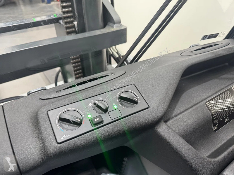 Teleskopický manipulátor Linde 1279 80 - 01/900
