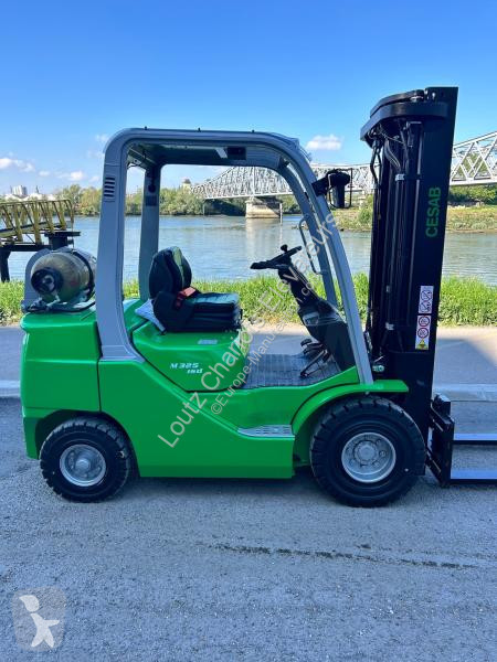 رافعة شوكية Cesab  M325GV