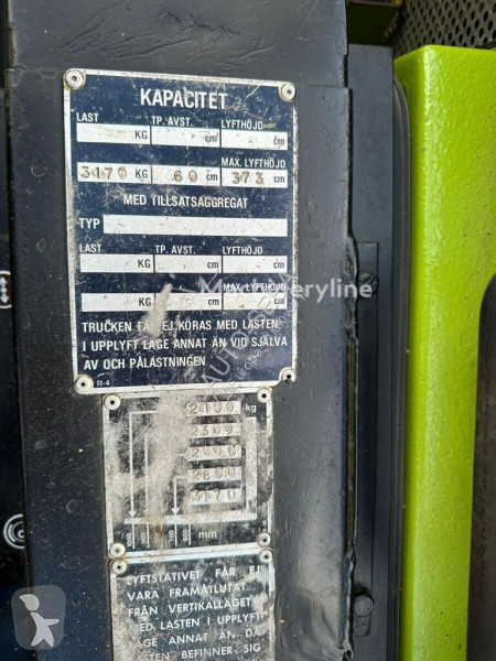 Teleskopický manipulátor Clark Equipment C500...