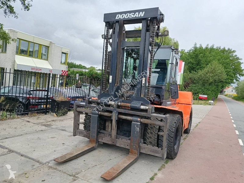رافعة شوكية Doosan D 160 S-5 16 ton heftruck...