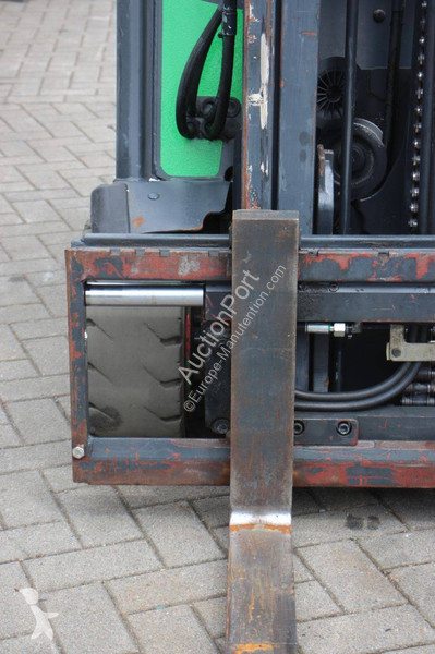 Stivuitor Linde 02