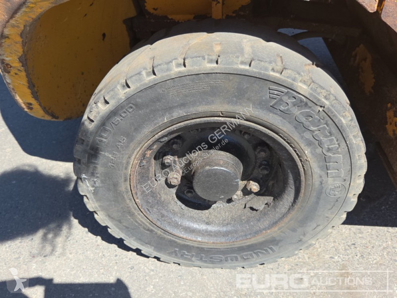 رافعة شوكية Hyundai HDF30-5