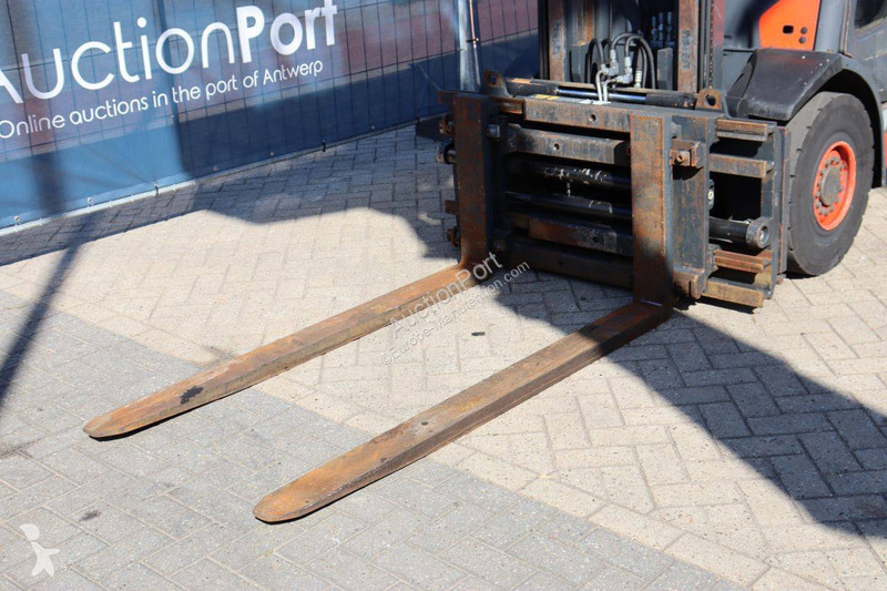 Chariot élévateur Linde D-02