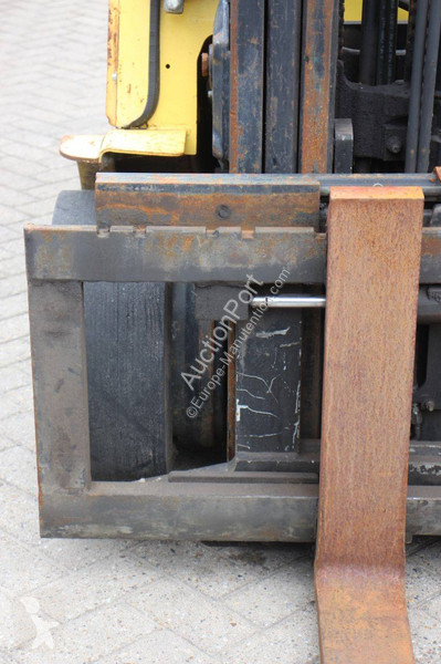 Teleskopický manipulátor Hyster S3.20XM