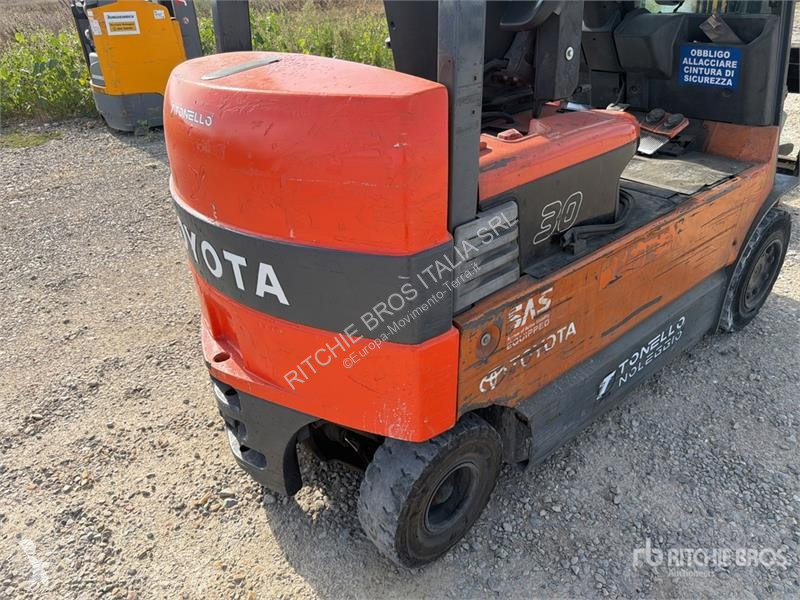 Empilhador elevador Toyota -30 3000 kg Electric...