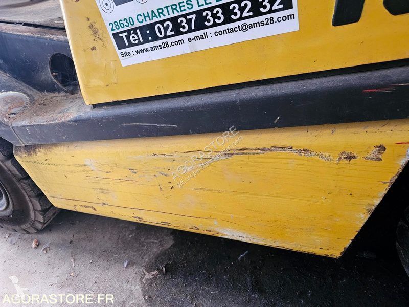 Yale  Forklift