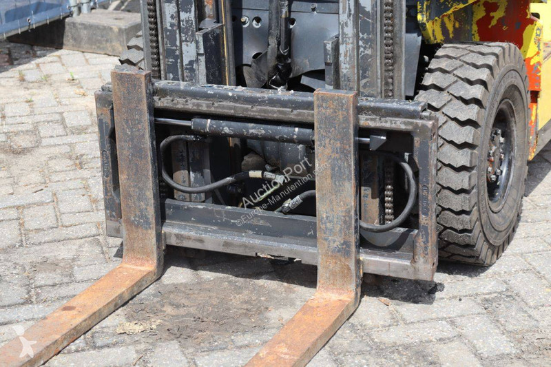Forklift
