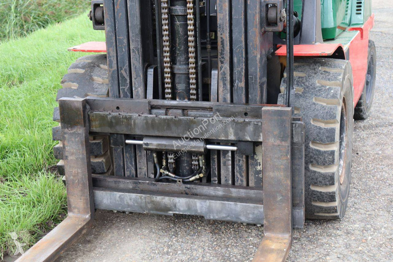 Carretilla elevadora Caterpillar DP40