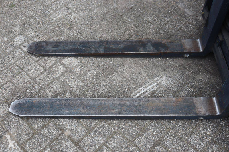 Carretilla elevadora Fenwick E30-01