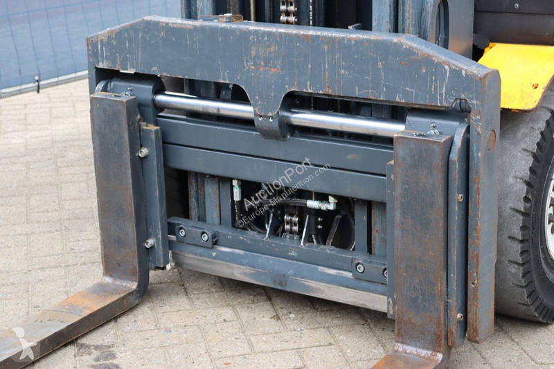 Chariot élévateur Jungheinrich 425s