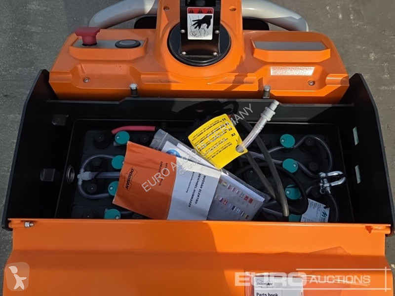 رافعة شوكية Doosan