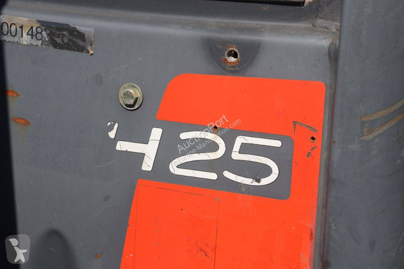 رافعة شوكية Linde M25T