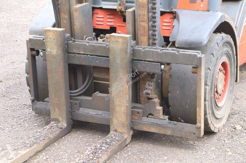 رافعة شوكية Linde D