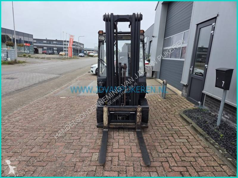 Chariot élévateur Yale GLP25TF 2.5t...