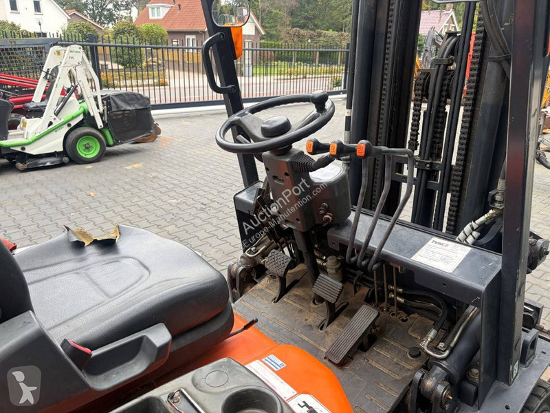 Chariot élévateur Doosan B30G
