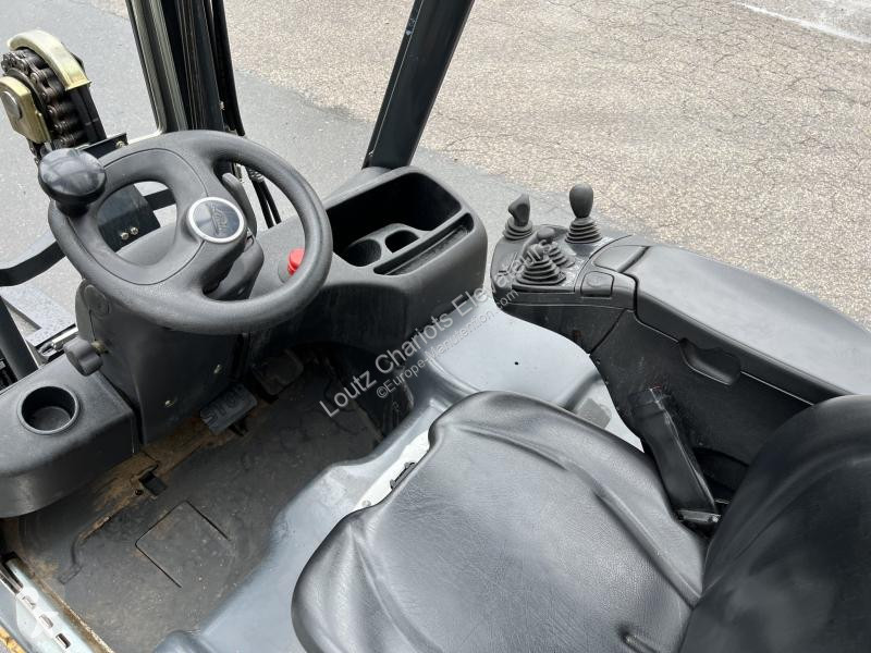 Chariot élévateur Linde  E16-02