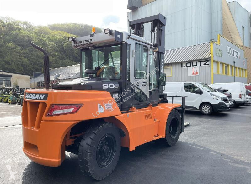 Carrello elevatore Doosan  D90S7