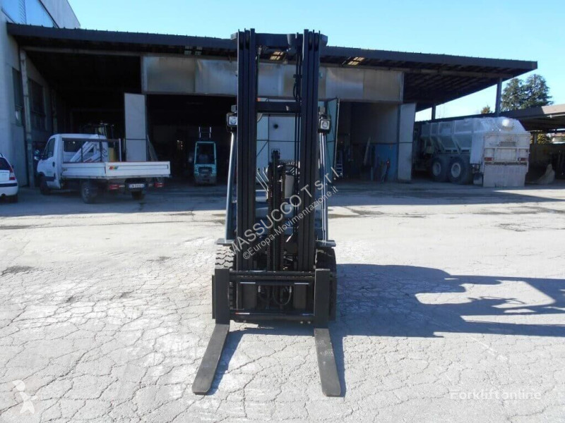 Carrello elevatore Toyota 8FDF20