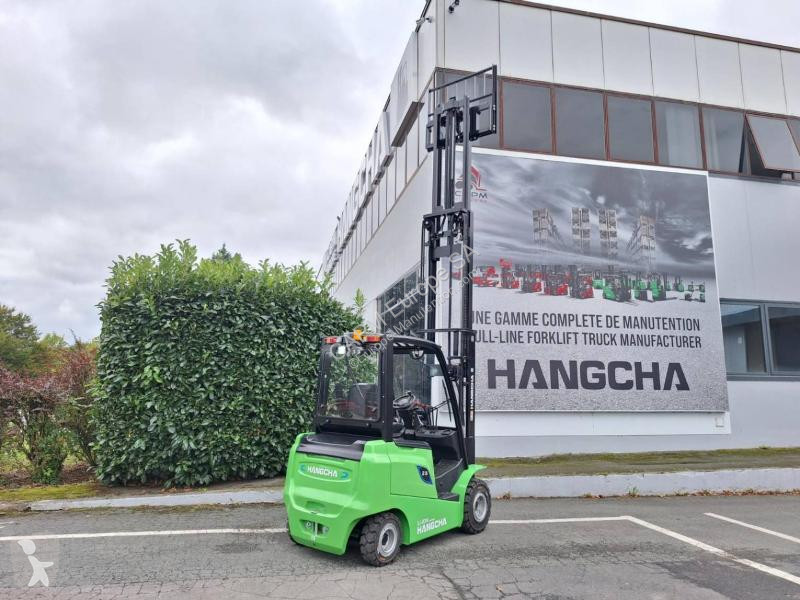 Teleskopický manipulátor Hangcha  AE25-I