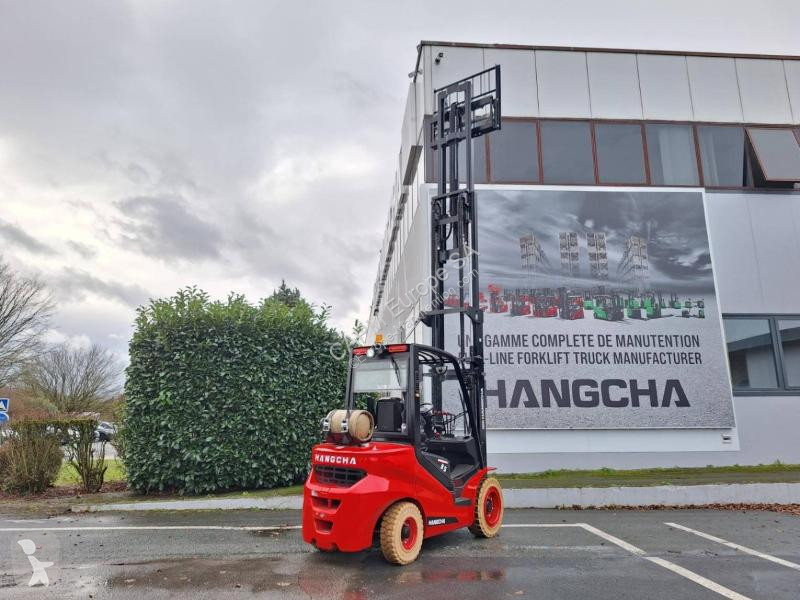 Teleskopický manipulátor Hangcha G-2