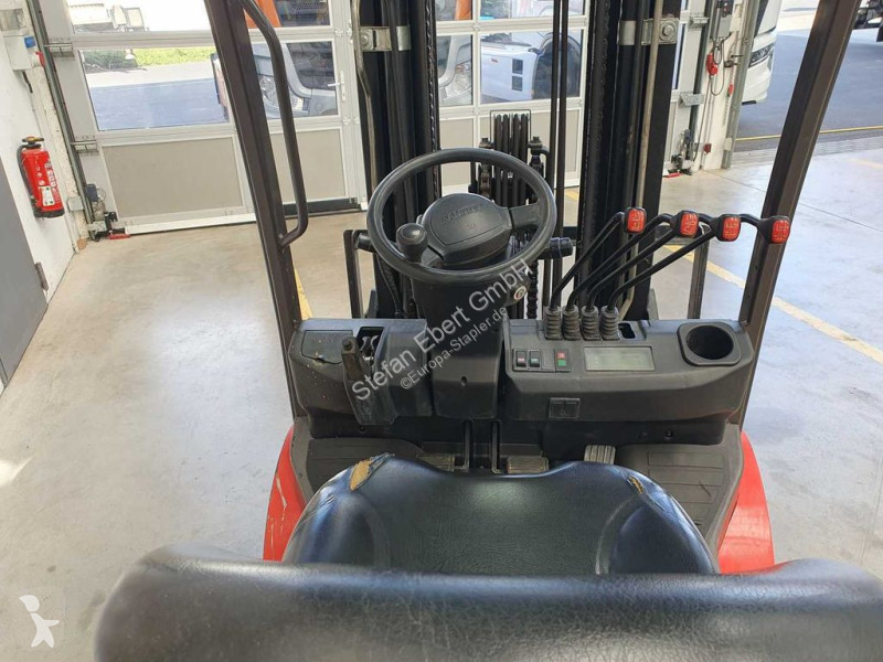 Heftruck Manitou MI 25 G / Triplex: 4.70m / nur...