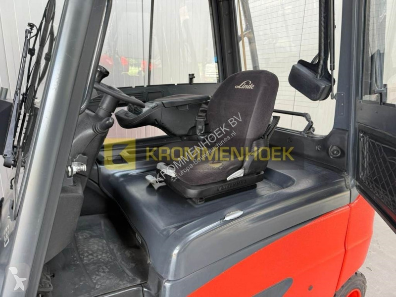 رافعة شوكية Linde E 30 HL-01/600