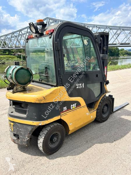 Carretilla elevadora Caterpillar  GP25N