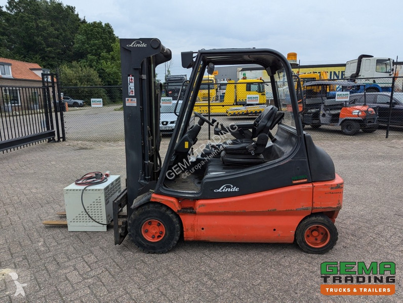 Heftruck Linde E30 02 - 4058 hrs - Duplex Mast...