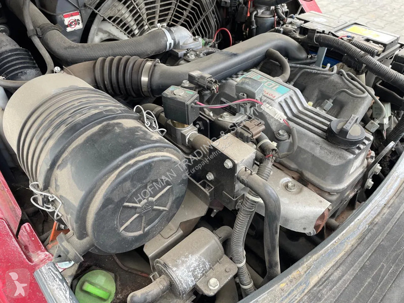 رافعة شوكية Toyota 02-8DF30