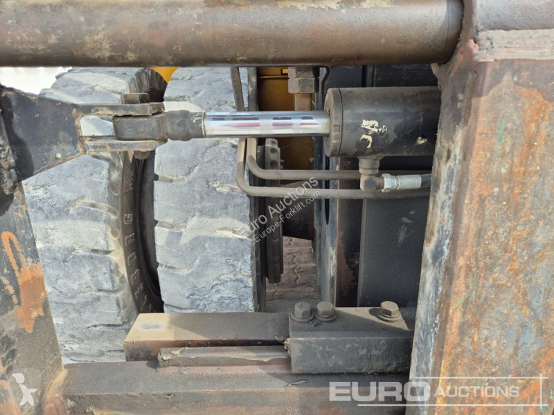 Heftruck Caterpillar DP150