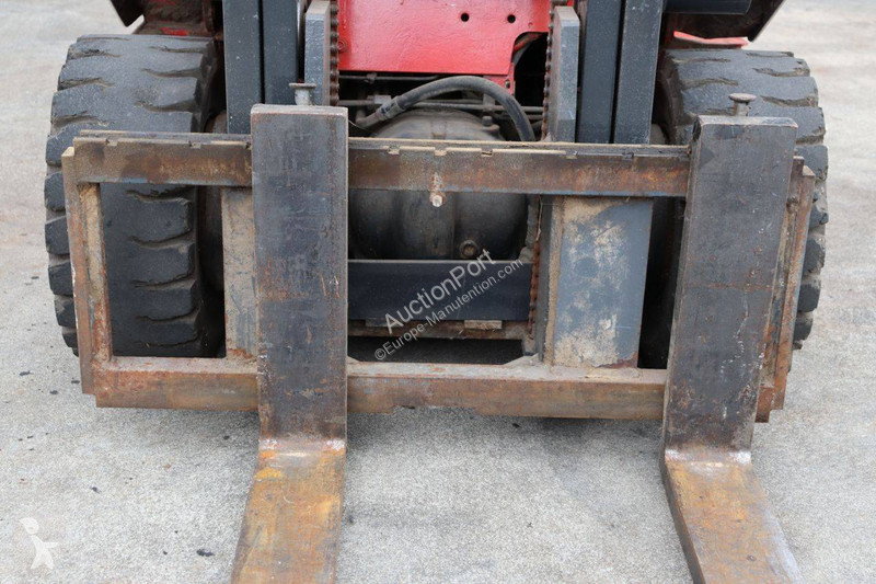 رافعة شوكية Nissan QP0225U