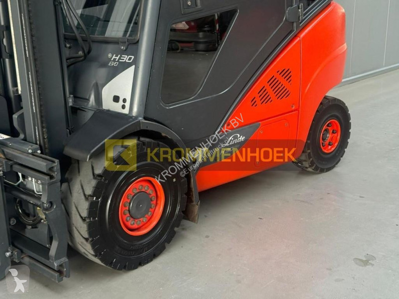 رافعة شوكية Linde