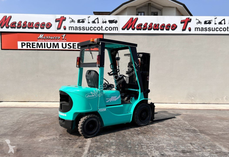 رافعة شوكية Mitsubishi FD25K