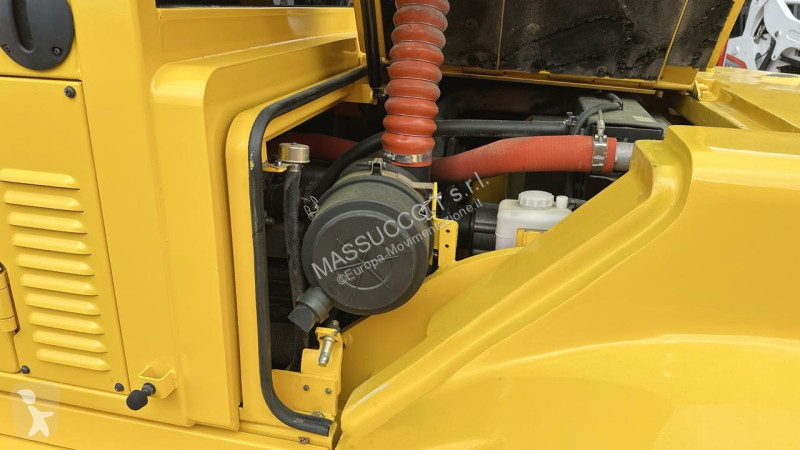 رافعة شوكية Hyundai 80D-7E