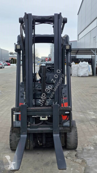 رافعة شوكية Linde