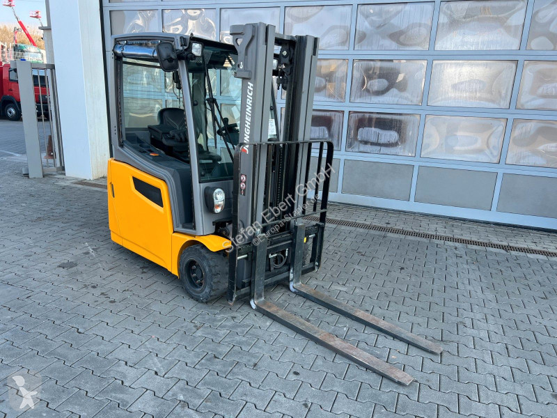 رافعة شوكية Jungheinrich EFG 218 / Triplex...