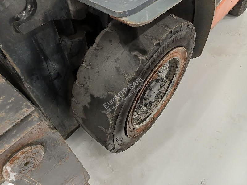 رافعة شوكية Toyota  02-8FGF30