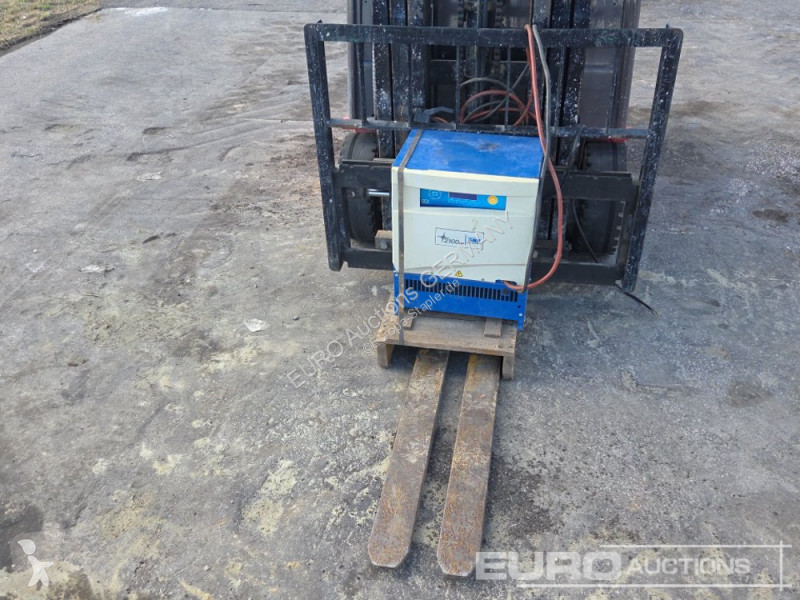 Навантажувач вилковий Manitou ME316
