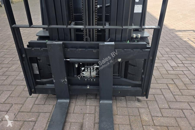 رافعة شوكية Doosan B30X-7 Plus Electric, 3 Tons...