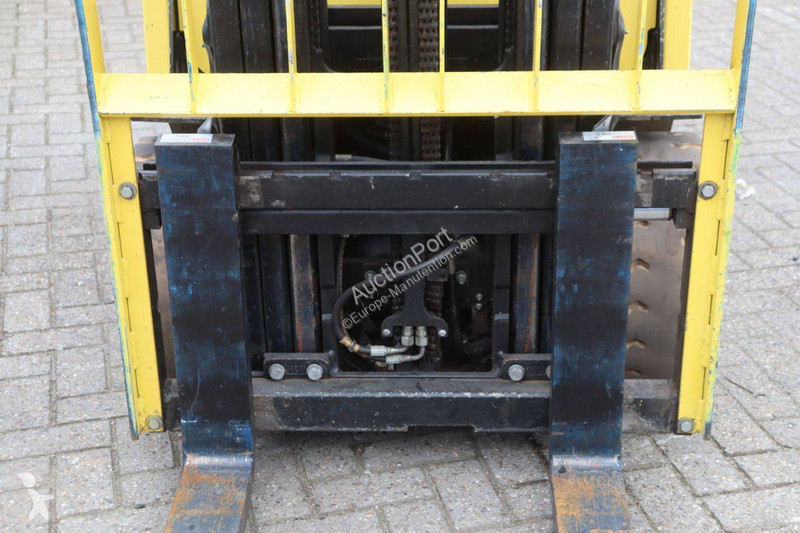 رافعة شوكية Hyster MWB