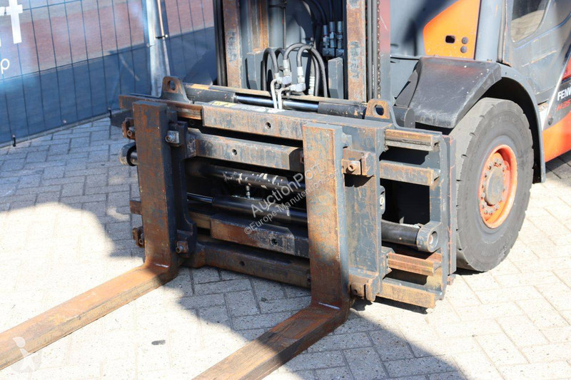 Chariot élévateur Linde D-02