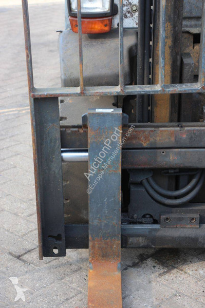 Carretilla elevadora Linde H25D-01