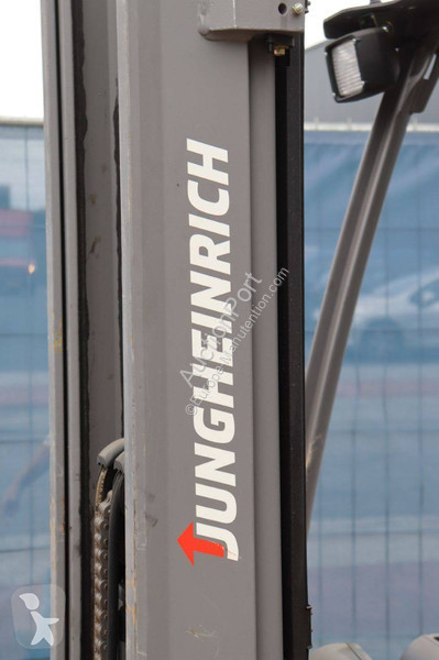 Chariot élévateur Jungheinrich EFG 216k
