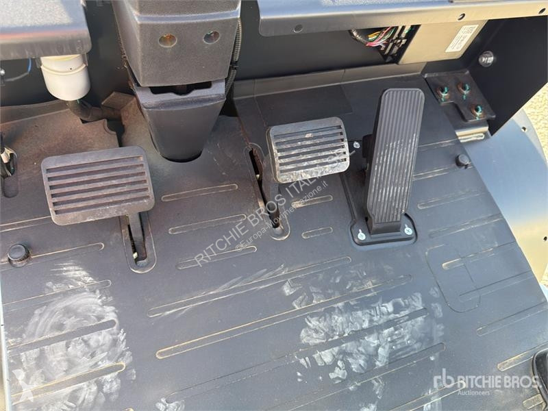 Навантажувач вилковий Bobcat D30NXP 3000 kg...